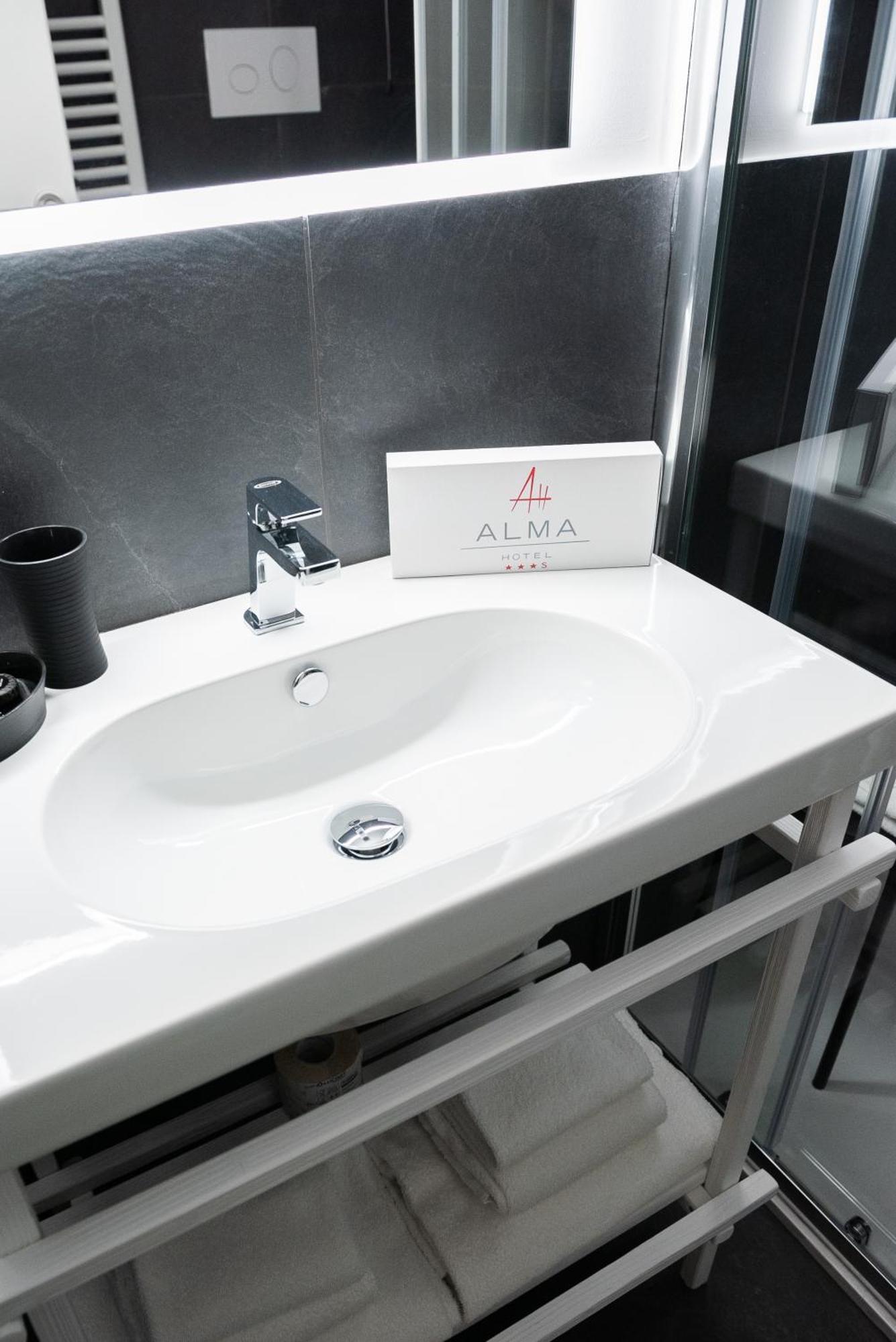 Alma Hotel Palermo Dış mekan fotoğraf